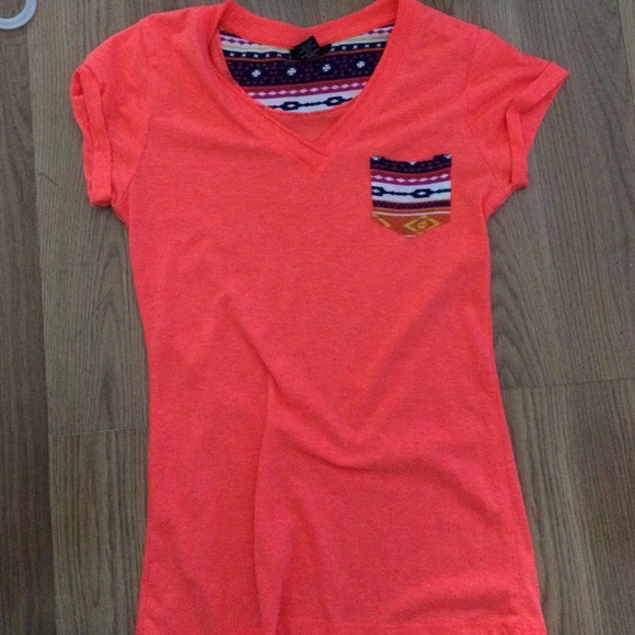 Rue 21 tee - Picture 1 of 1