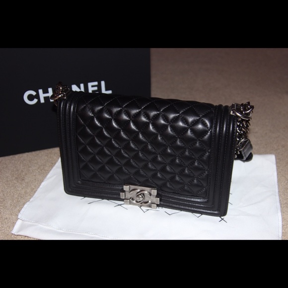 Chanel Le Boy Bag - Picture 2 of 4