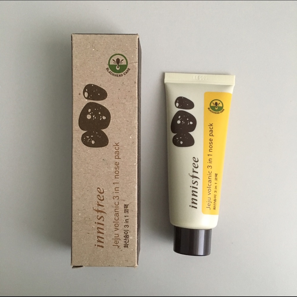 Innisfree Jeju Volcanic 3 in 1 Nose Pack