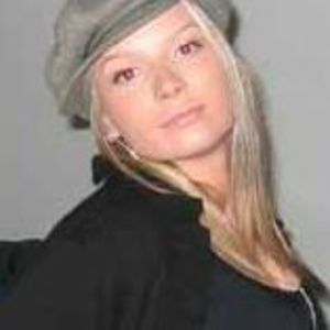 Meet your Posher, Magdalena