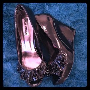Steve Madden Black Patent Wedge Shoes 7.5