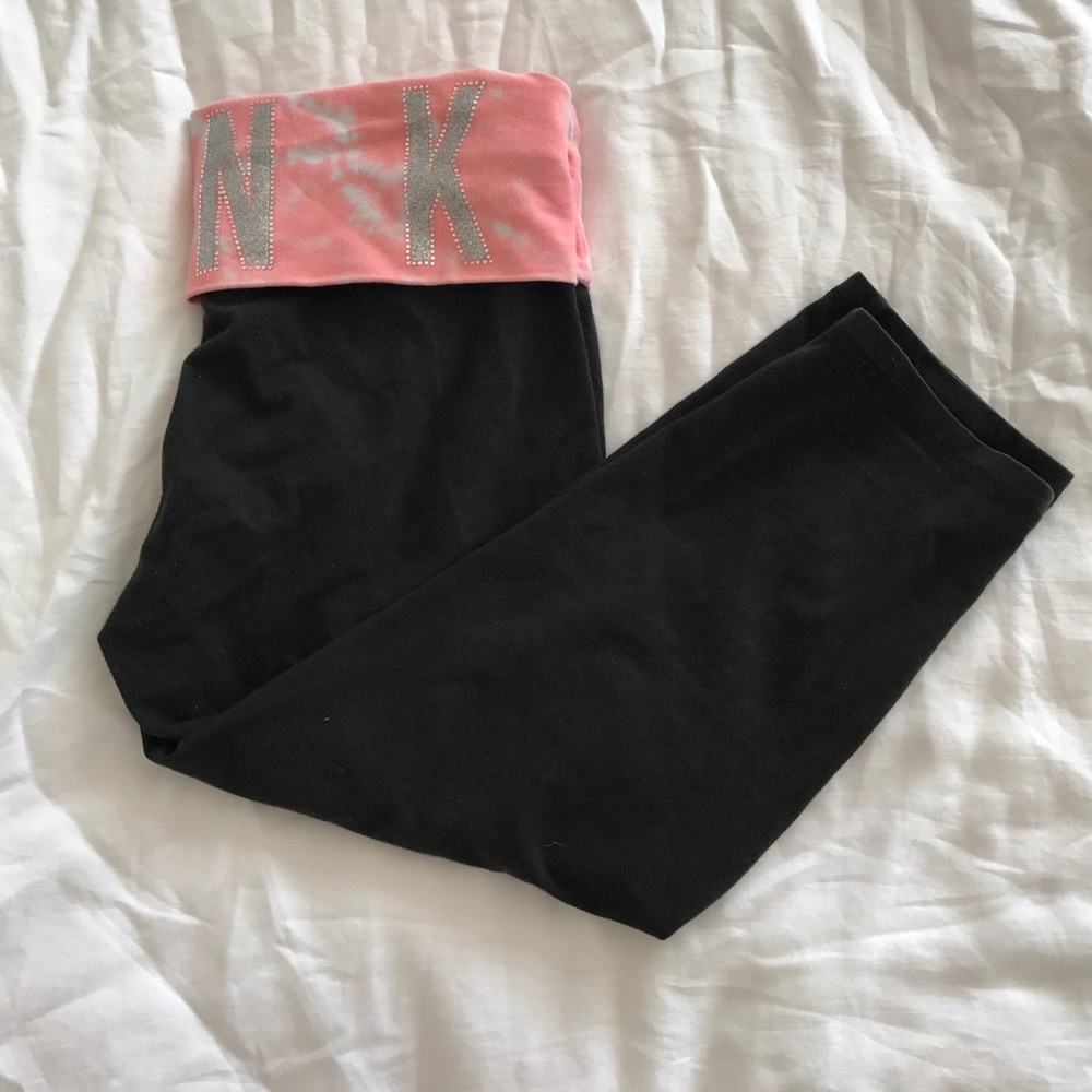 Victoria's Secret PINK | Crop Yoga Paints