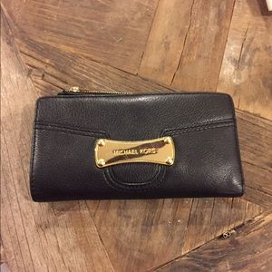 Michael Kors black leather wallet