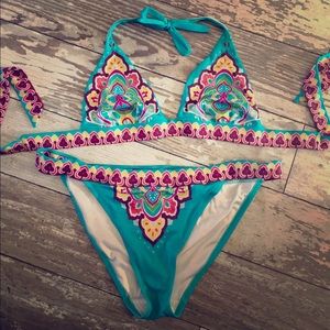 Victorias Secret Swimsuit Med top Large bottom