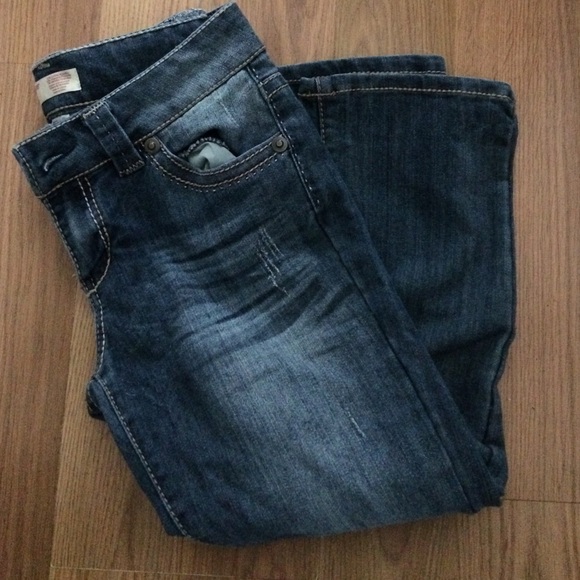 No boundaries capris - Picture 1 of 2