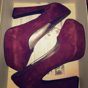 Jeffrey Campbell's " Eva " Wine Suede Pump