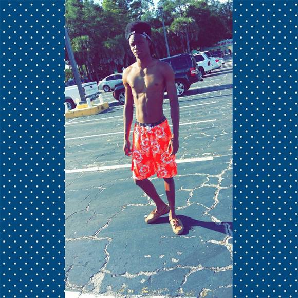 Meet your Posher, Gary - Picture 1 of 1