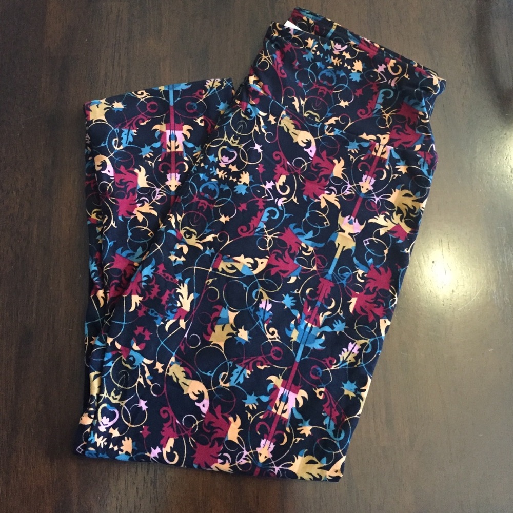 LuLaRoe O/S leggings NWT