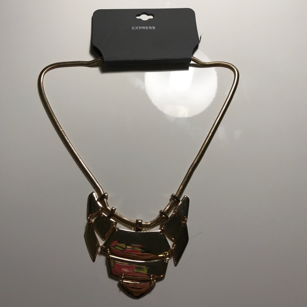 Brand new necklace