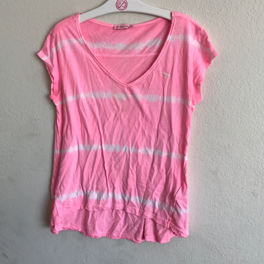Abercrombie & Fitch | Pink V-Neck