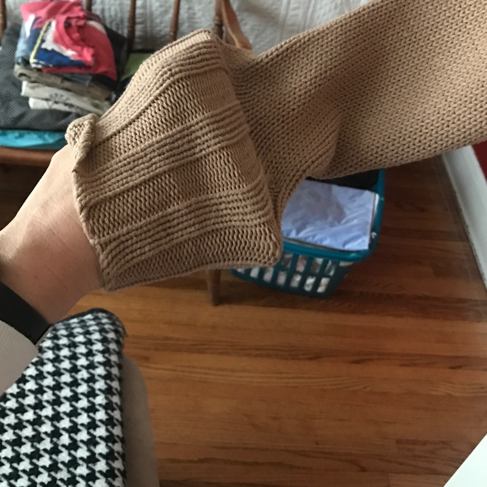 Maternity sweater - Picture 2 of 3