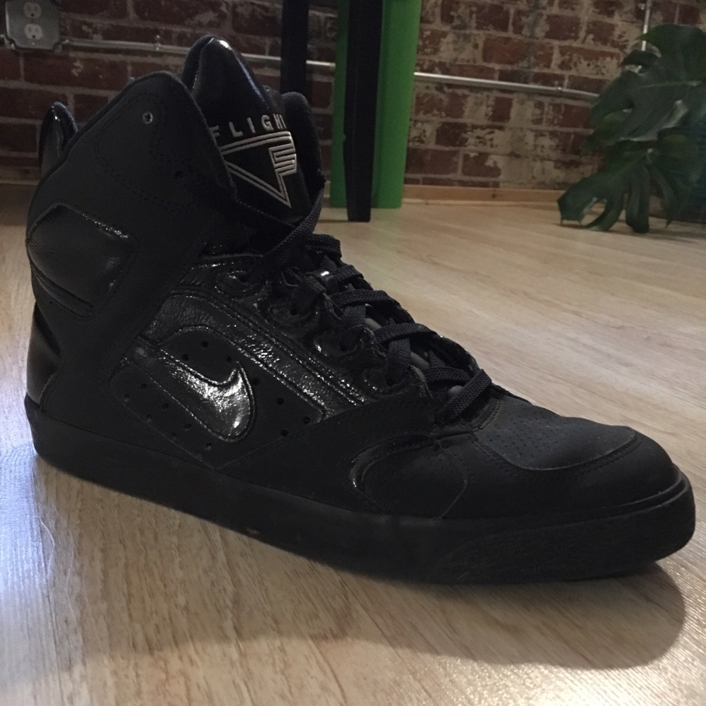 Nike Flight XB