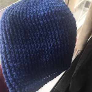 Handmade slouchy beanie (crochet)