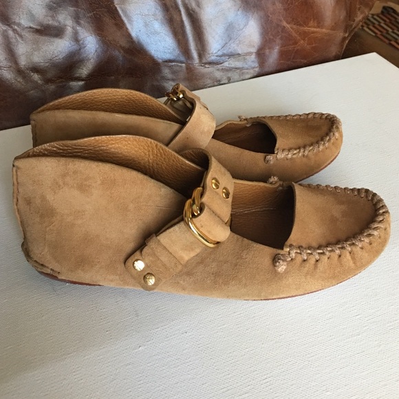 Tory Burch Shoes - Tory Burch Moccasins 🔅