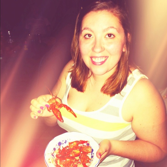 Meet your Posher, Andrea - Picture 2 of 3