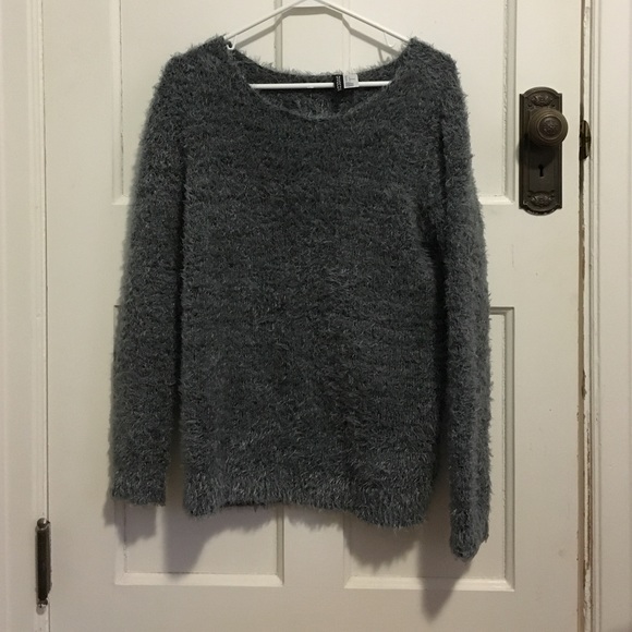 Fuzzy H&M sweater - Picture 1 of 3
