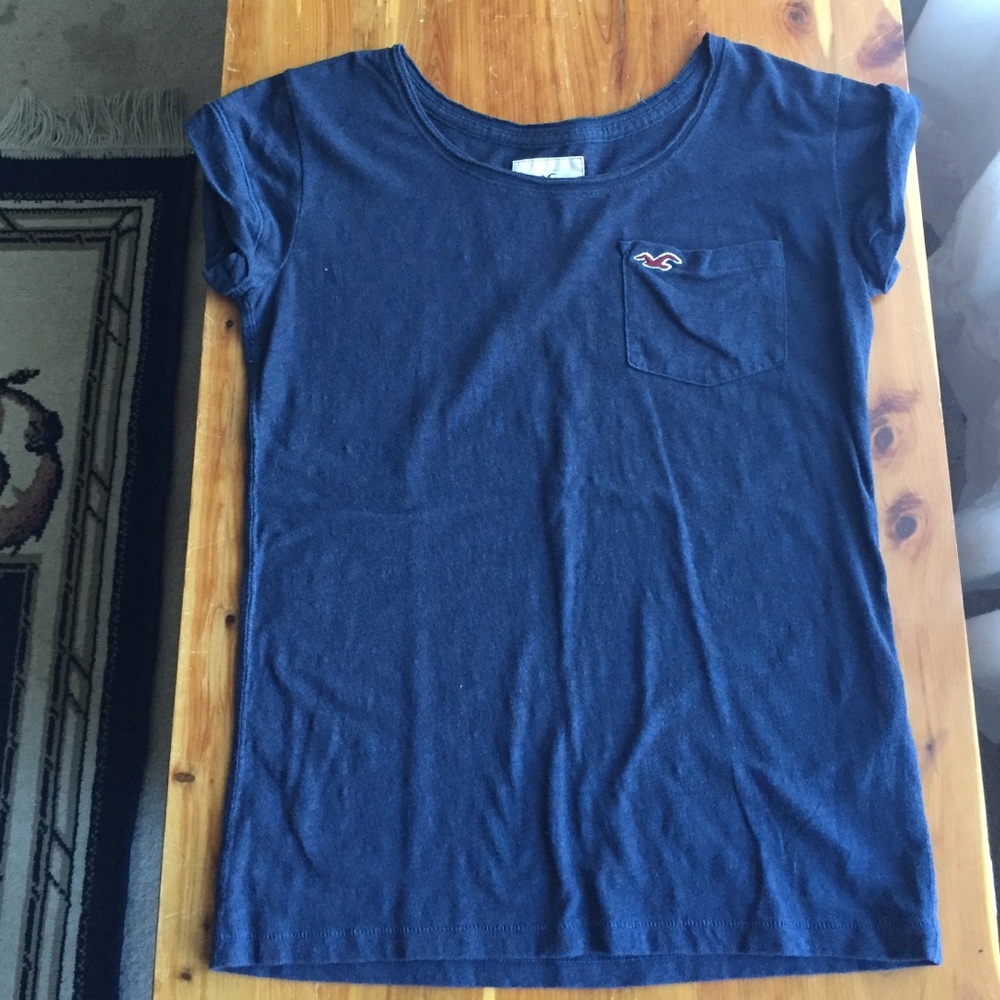 Hollister Tee