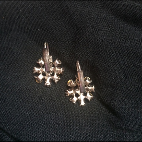 Beautiful Pink Austrian Crystal earrings - Picture 2 of 3