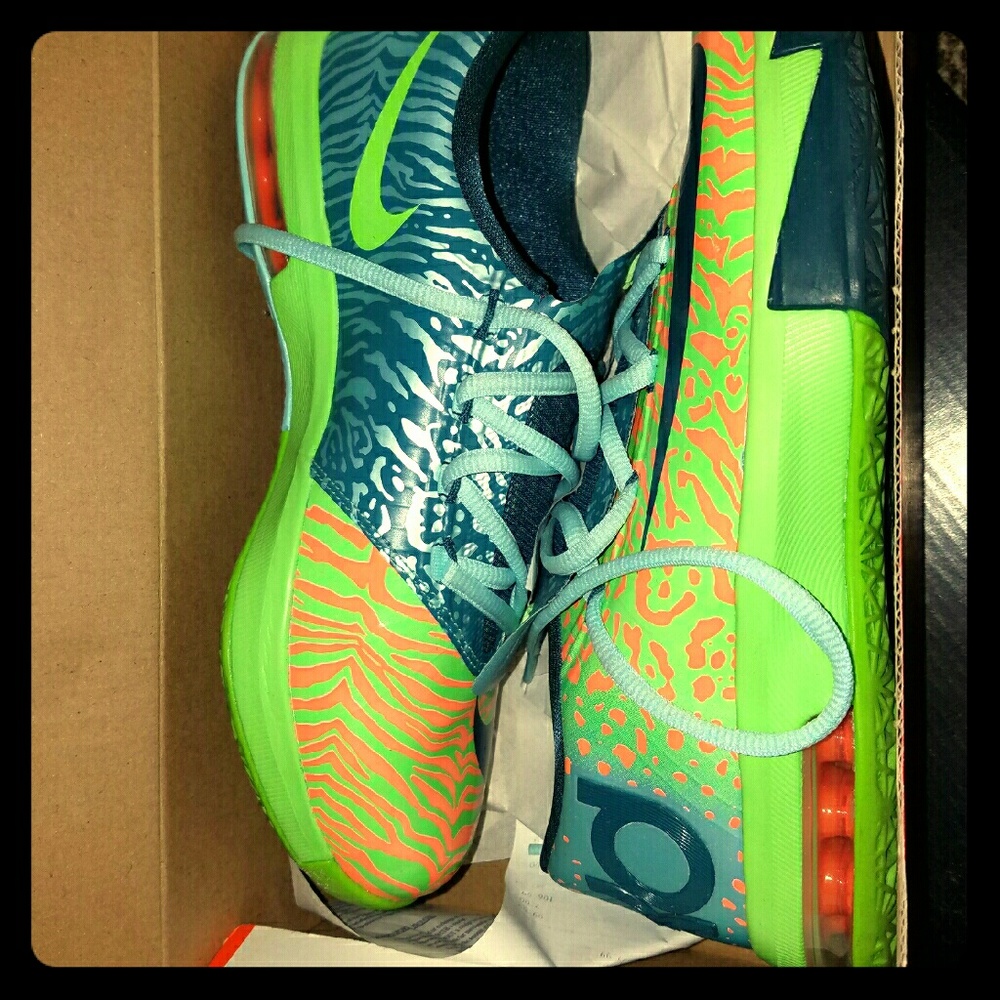Boys KD Electric Green