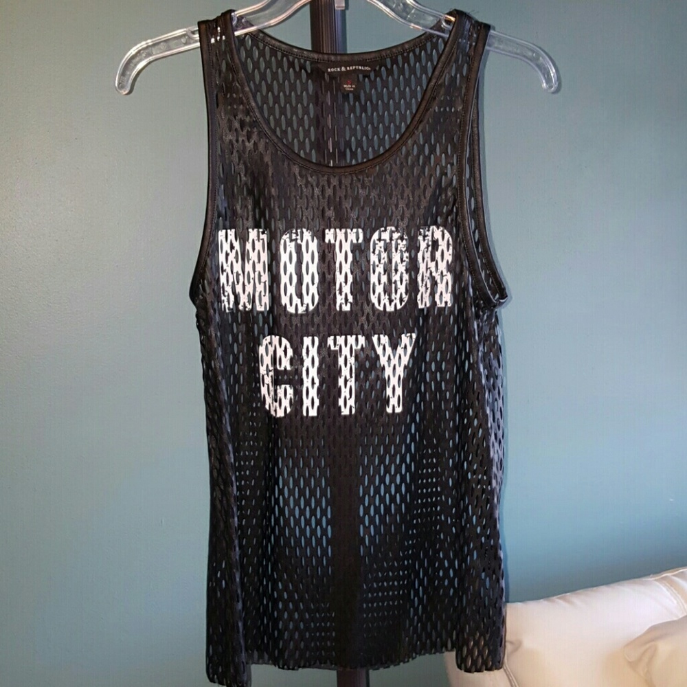 Plether moto top