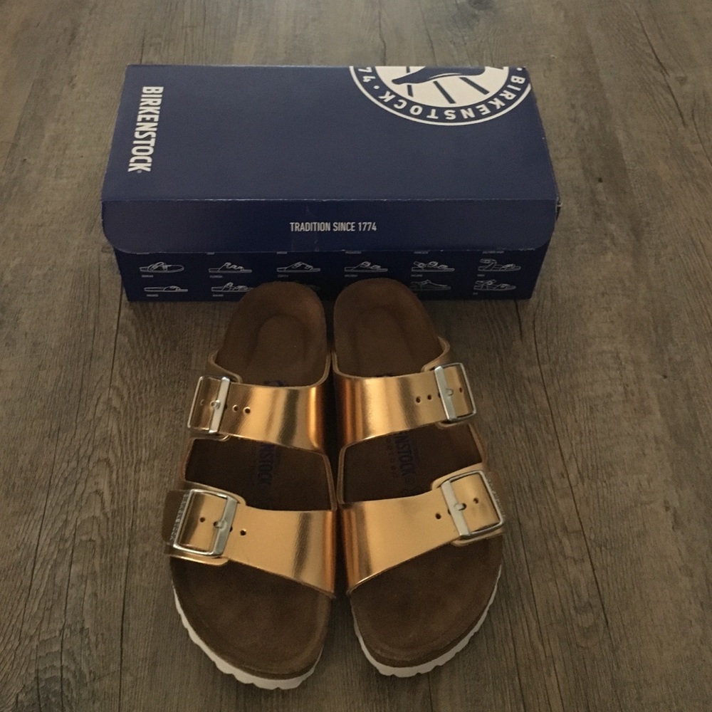 Birkenstock metallic gold