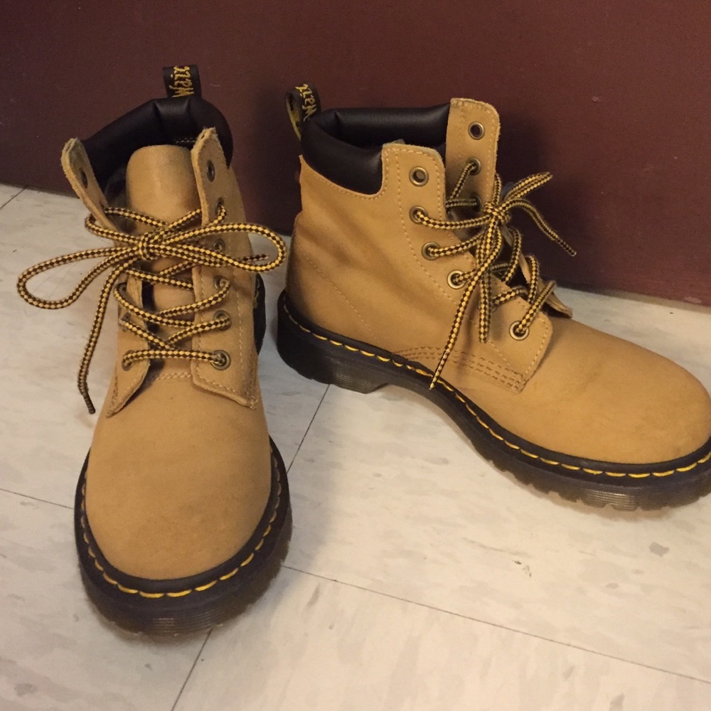 Dr.martens tan suede (like timbs!)