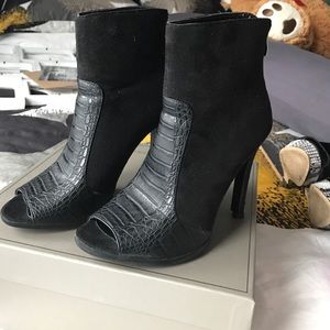 Nasty Gal by Nelly black peep toe ankle booties