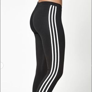 ADIDAS -- 3 Stripes Leggings