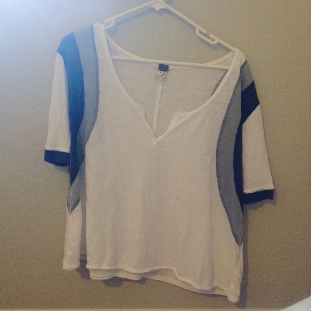 FREE PEOPLE TEE