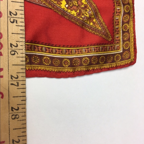 27" silk scarf - Picture 2 of 4