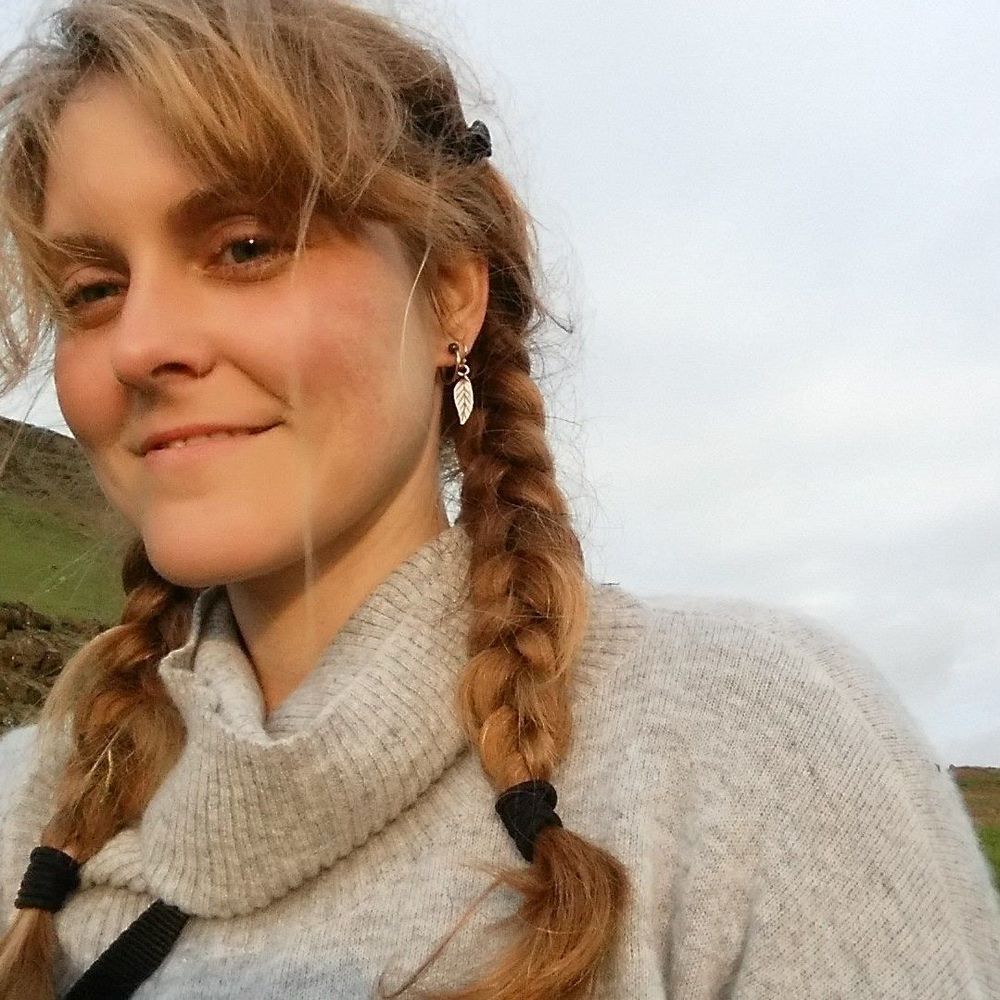 Meet your Posher, Cynthia