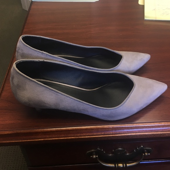 Tope colored suede shoes - Picture 2 of 4