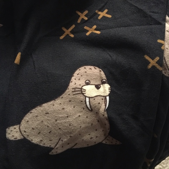 LuLaroe walrus leggings brand-new with tag OS - Picture 2 of 2