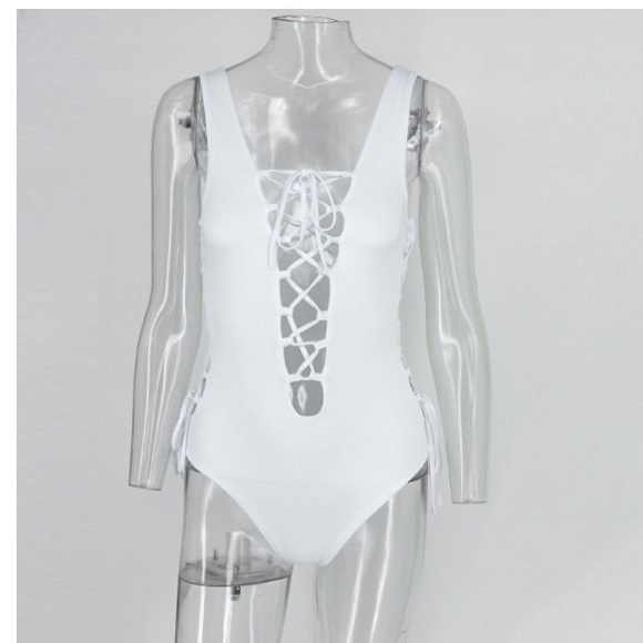 NEW! White Lace-up Monokini and Bodysuit - Picture 4 of 7