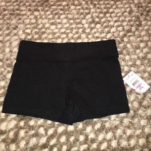 DANSKIN YOGA SHORTS