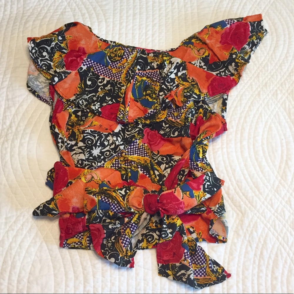 EUC Urban Chic Designer Print Top