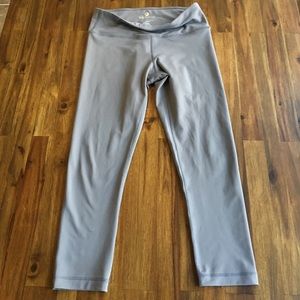 90 degree by reflex cropped light grey leggings sm
