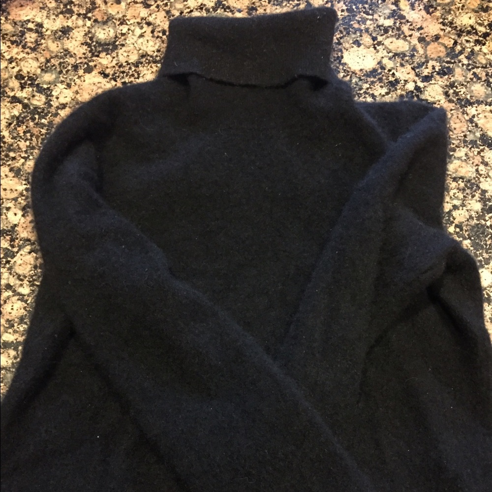 Pendleton cashmere black turtleneck sweater