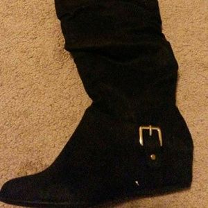 Wedge boots