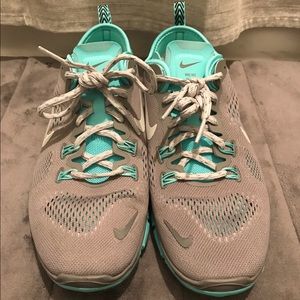 Tiffany blue and Gray  Nike free run 5.0