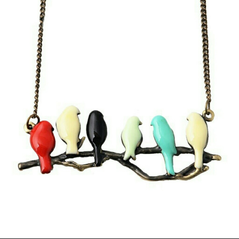 ❌ SOLD ❌ Lovely Bird on Branch Necklace!!