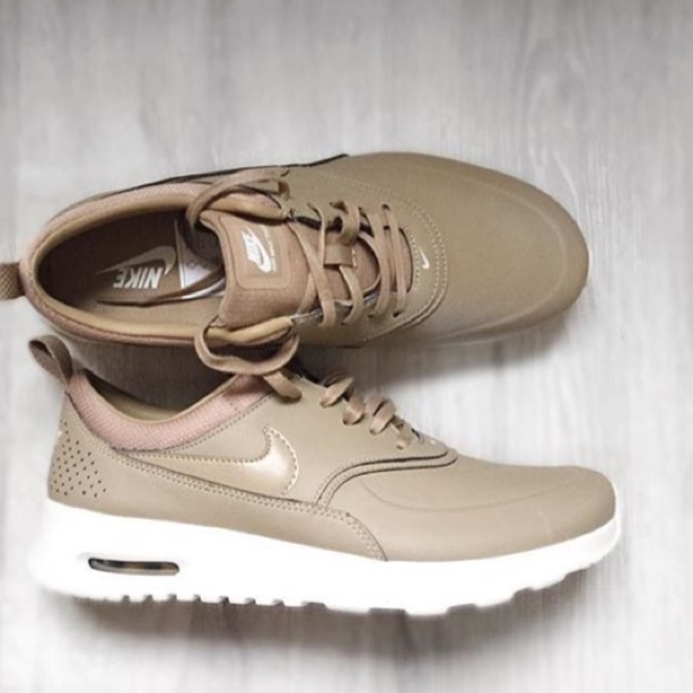 Nike air max Thea premium tan desert camo sail