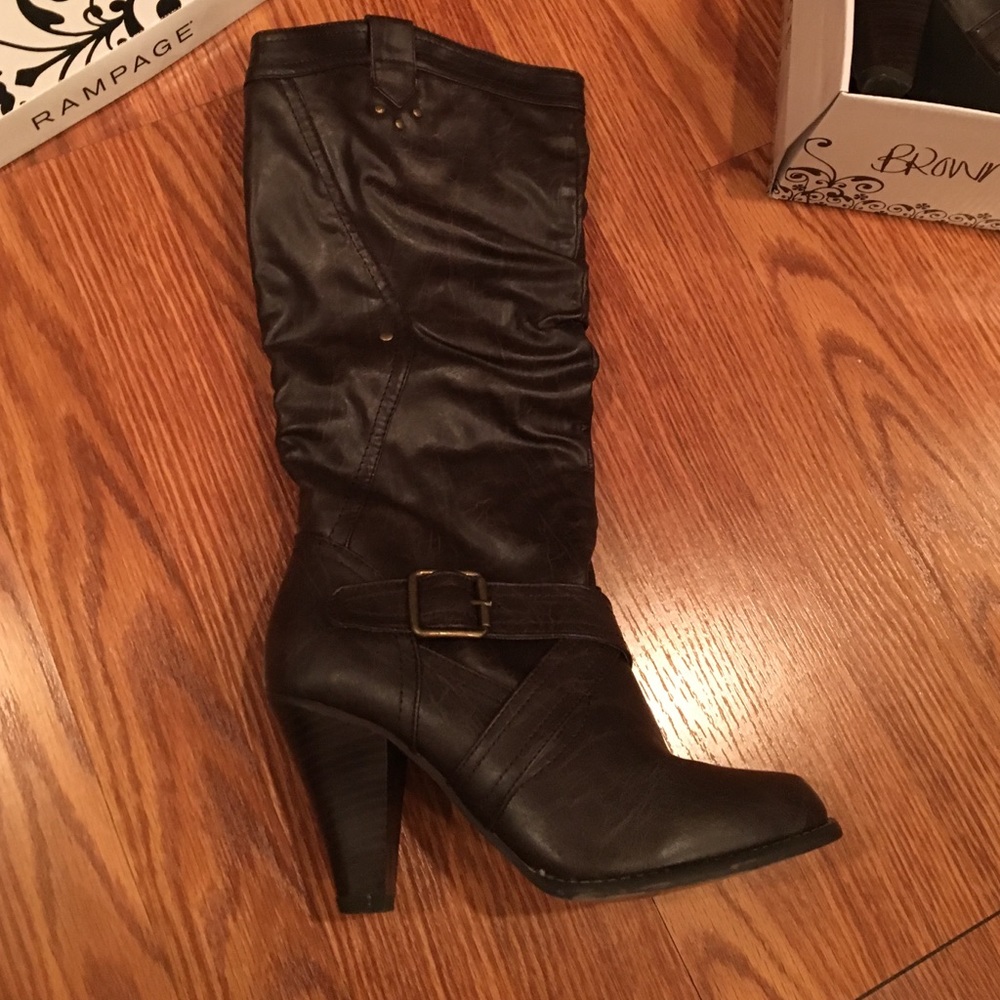 Brown boots