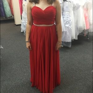 Red formal prom/homecoming dress