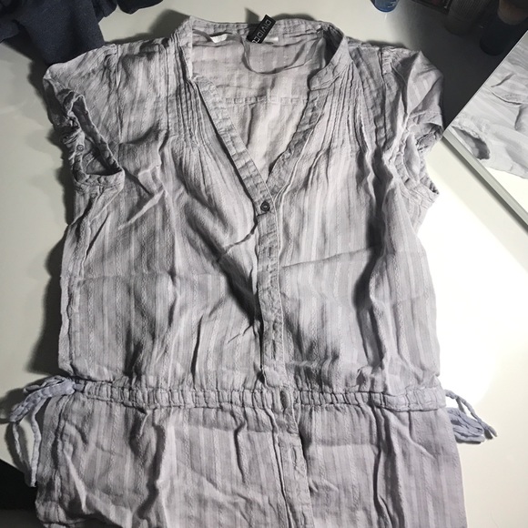 Grey top - Picture 2 of 3