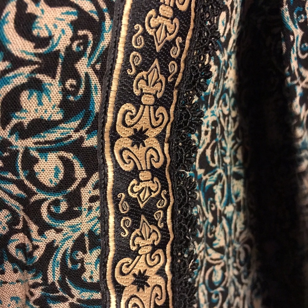 🎊❤️SOLD🎊❤️Lucy Love Boho Chic long Top - Picture 3 of 4