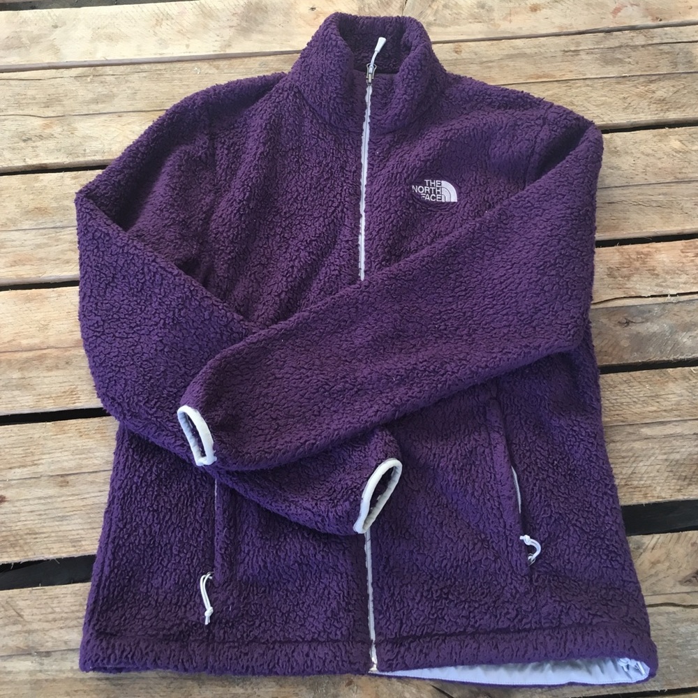 LIKE NEW purple NORTH FACE fleece zip up