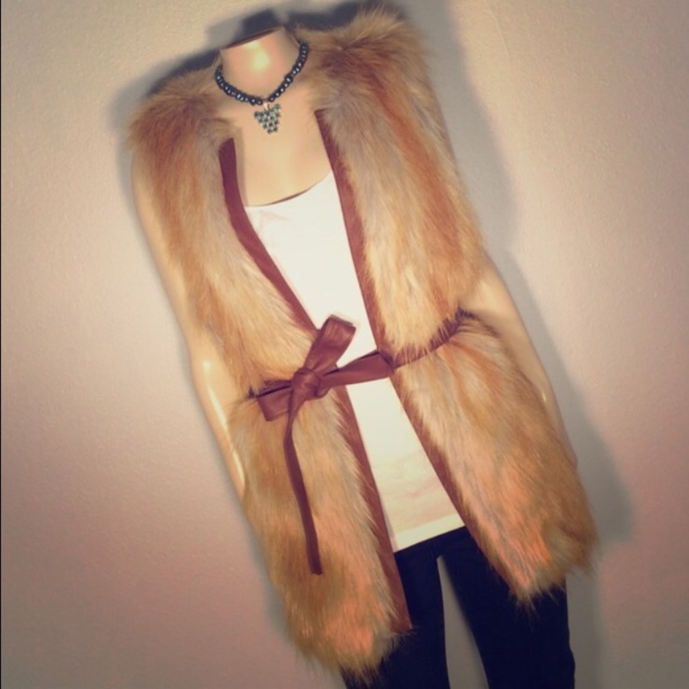 Fuax fur vest NWT