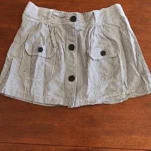 American Eagle sear sucker skirt