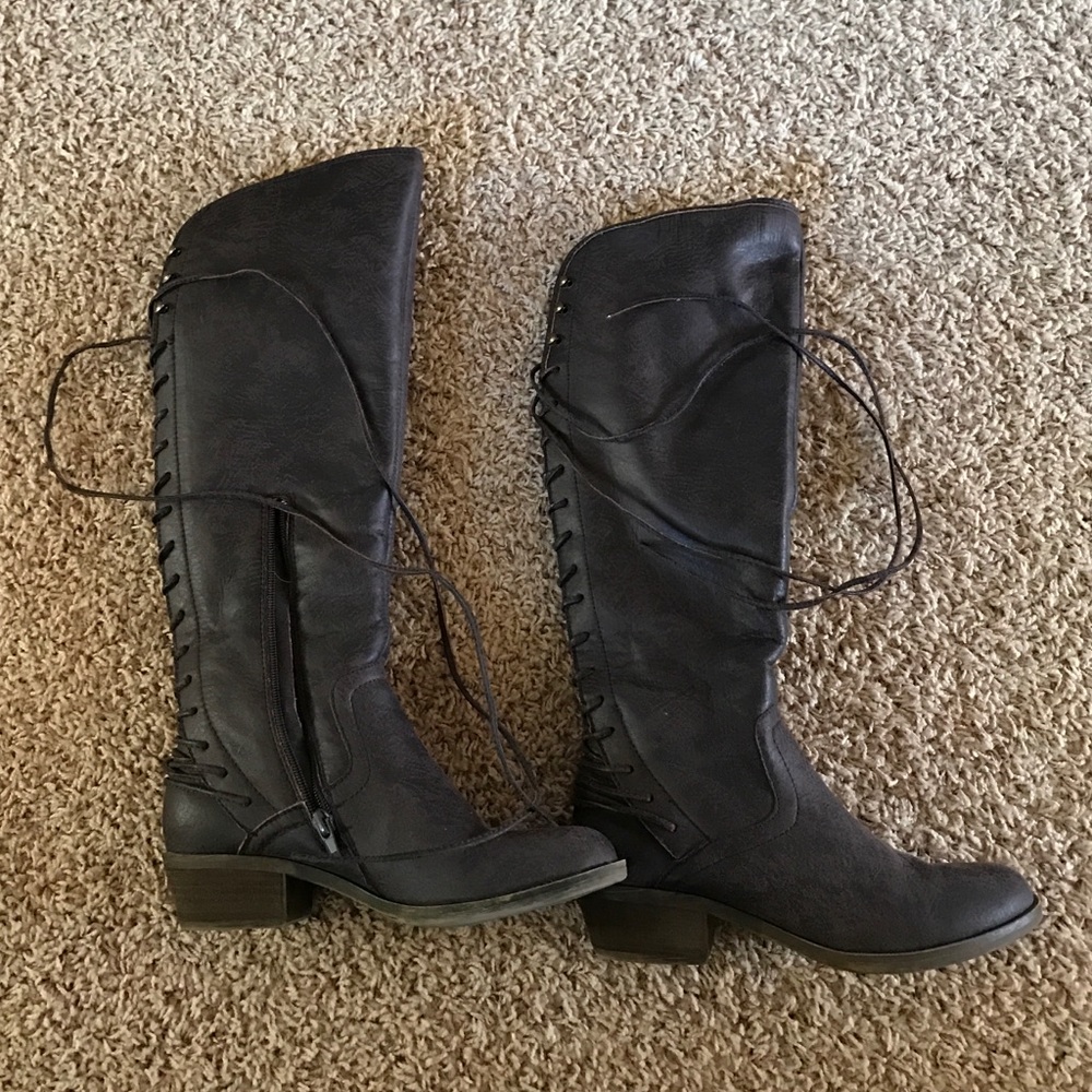 Lace up boots